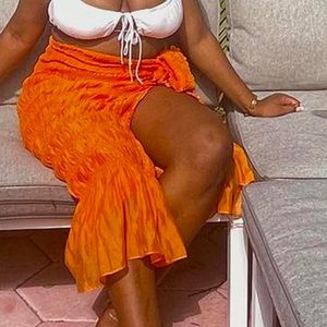 Hanifa Samaria And top